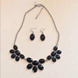 Collar Necklace with Matching Earrings
